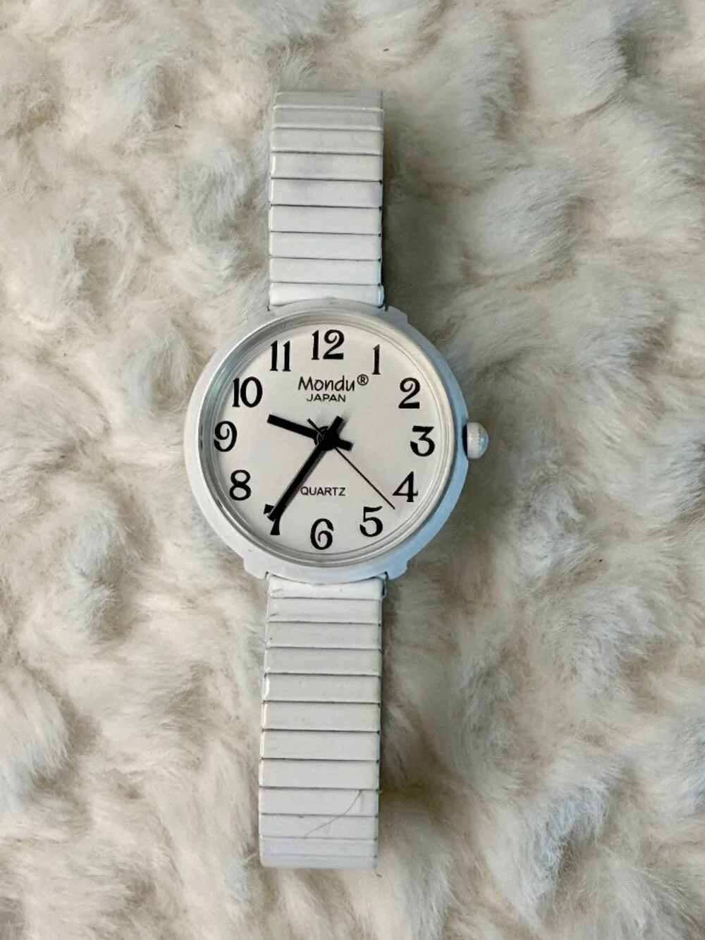 Mondu Japan White Enamel Quartz Watch *Needs Battery